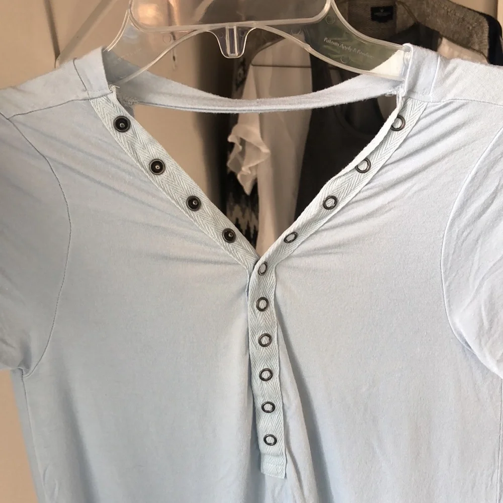 American Eagle Outfitters Soft & Sexy Mock Neck Tee - Picture 3 of 4